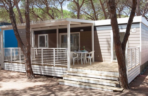 Vignola Mare Casa | Hermoso apartamento en villa para 6 personas con WIFI, piscina, A/C, TV, terraza y aparcamiento