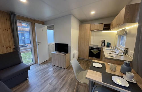 Wemding Casa | Hermoso apartamento en villa para 4 personas con WIFI, A/C, TV, terraza y aparcamiento
