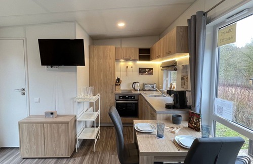 Wemding Casa | Precioso apartamento en villa para 4 personas con A/C, WIFI, TV, terraza y mascotas permitida