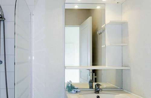 Crozon Casa | Nice apartment in villa for 6 people with pool, WIFI, TV, terrace, pets allowed and parking