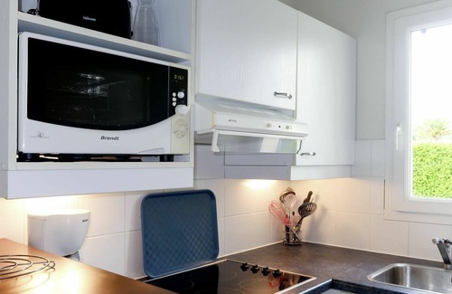 Crozon Casa | Nice apartment in villa for 6 people with pool, WIFI, TV, terrace, pets allowed and parking