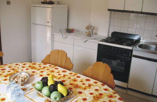 Gondolici Casa | Acogedor apartamento en villa con WIFI, TV, terraza, mascotas permitida y aparcamiento