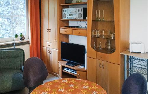 Wolkramshausen Apartamento | Nice Apartment In Wernrode With Kitchen