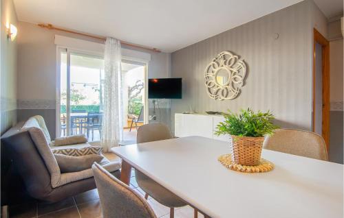 Xeraco Apartamento | Nice Apartment In Xeraco With Wifi