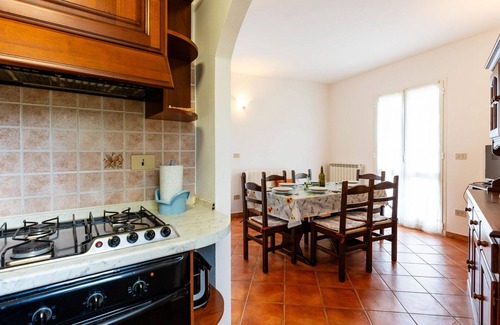 Diano Castello Apartamento | Precioso apartamento con piscina, WIFI, TV, terraza, mascotas permitida y aparcamiento