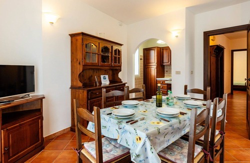 Diano Castello Apartamento | Precioso apartamento con piscina, WIFI, TV, terraza, mascotas permitida y aparcamiento