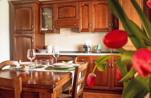 La Pesta Casa | Acogedor apartamento en villa para 4 personas con WIFI, A/C, TV, terraza y mascotas permitida