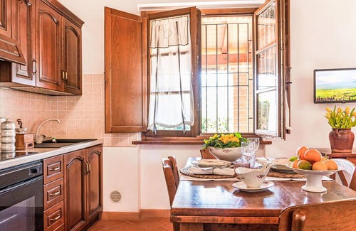 La Pesta Casa | Acogedor apartamento en villa para 4 personas con WIFI, A/C, TV, terraza y mascotas permitida