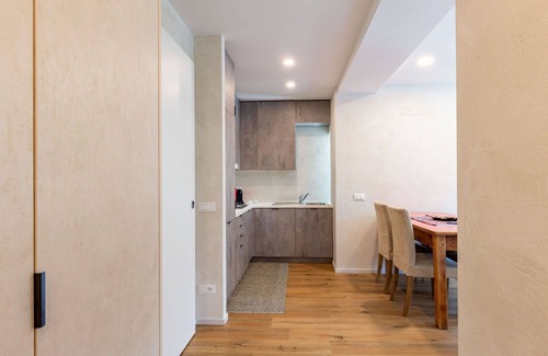 Novate Mezzola Apartamento | Hermoso apartamento para 3 personas con A/C, WIFI, TV y patio