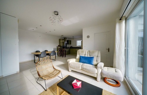 Merignac Apartamento | Nice apartment Mérignac with terrace and parking