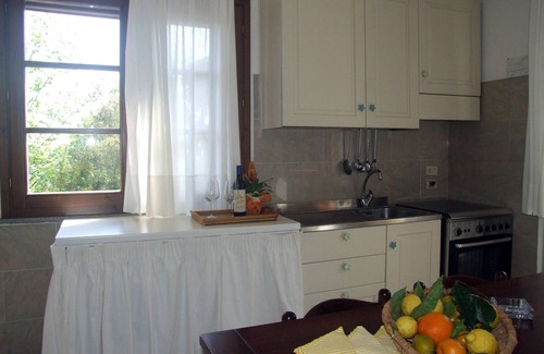 Val Canina Apartamento | Bonito apartamento con terraza en la planta baja de una pequeña villa. E.