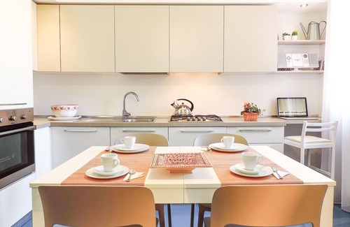 Rimini Historic Center Apartamento | En el puerto del canal, vista del puente romano y el antiguo pueblo, WIFI GRATUITO, A / C, estacionamiento