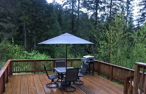 Bear Creek Cabina | Nice cabin located in Seward, Ak