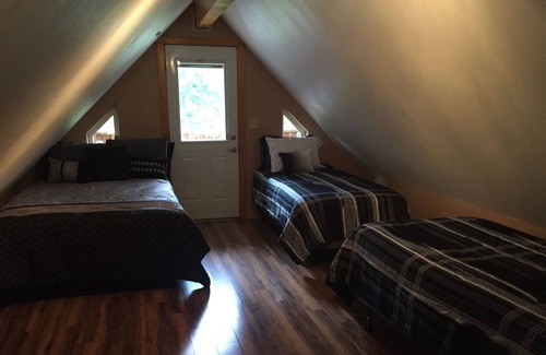 Bear Creek Cabina | Nice cabin located in Seward, Ak