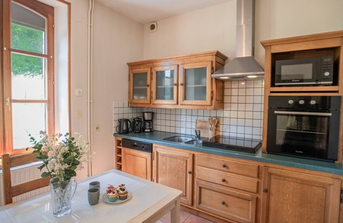 Guignicourt-sur-Vence Casa | Nice country family home in the French Ardennes
