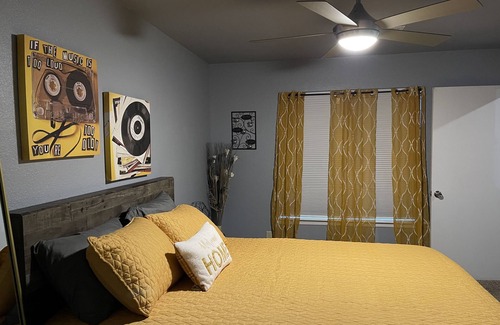 Midwest City Casa | Nice Cozy 2 Bedroom 2 BathTownhouse near Tinker AFB