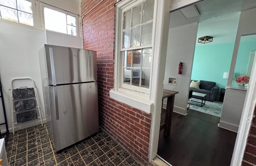 Anacostia Apartamento | NICE Cozy APT 4-Bedroom 5-Beds Easy Parking