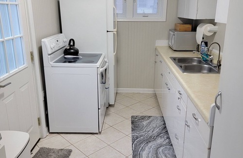 Smyrna Cabaña | Nice cozy lake house, great yard.