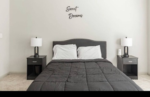 Loring Heights Apartamento | Nice , Cozy Midtown Get Away!