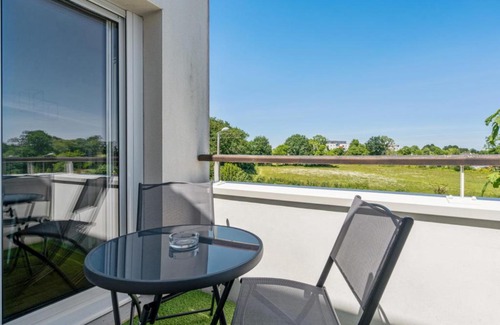 Vannes Apartamento | Nice flat w balcony and garage in Vannes 5 min to the beach - Welkeys