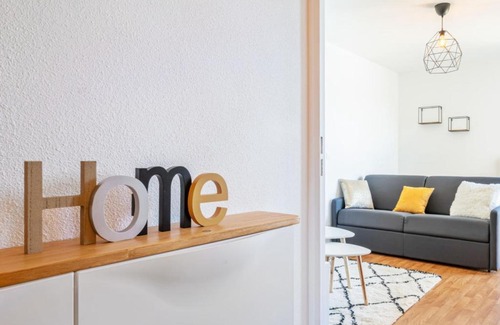 Vannes Apartamento | Nice flat w balcony and garage in Vannes 5 min to the beach - Welkeys