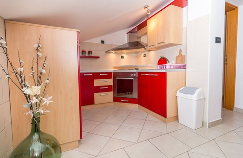 Cres Apartamento | Bonita vista del puerto en Cres