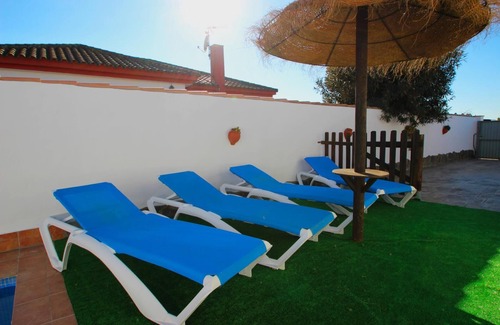 Conil de la Frontera Casa | casa bonita con piscina privada, para 4-5 personas, con Wi-Fi y aire acondicionado y bicicletas