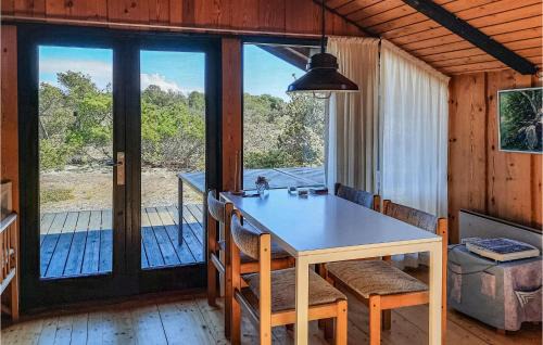 Anholt Casa | Nice Home In Anholt With Kitchen