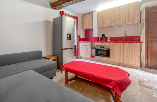Barjac Casa | Nice home in Barjac with WiFi