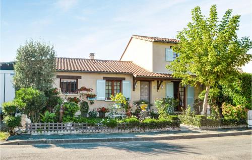 Les Eyzies Casa | Nice Home In Bergerac With Wifi