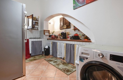 Capaci Casa | Nice home in Capaci with WiFi