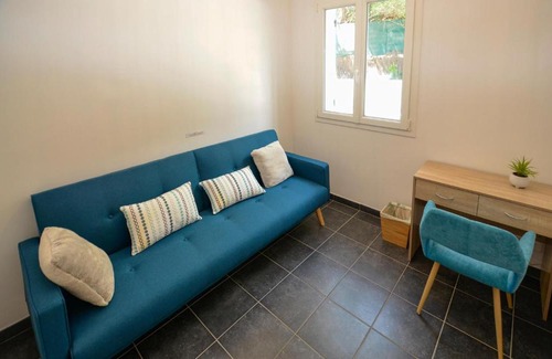 Ceyreste Casa | Nice home in Ceyreste with 5 Bedrooms, Jacuzzi and Outdoor swimming pool