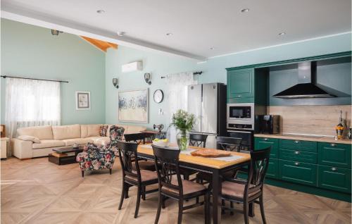 Drnis Casa | Nice Home In Drnis With Sauna