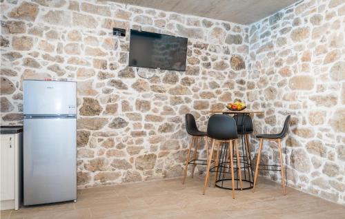 Drnis Casa | Nice Home In Drnis With Wifi