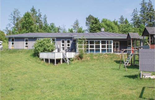 Handrup Strand Casa | Nice Home In Ebeltoft With Kitchen
