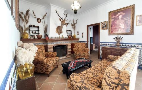 El Rocio Casa | Nice Home In El Rocio Almonte
