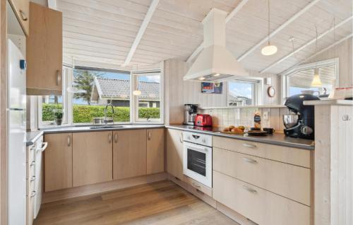 Sjaelborg Casa | Nice Home In Esbjerg V With Wifi