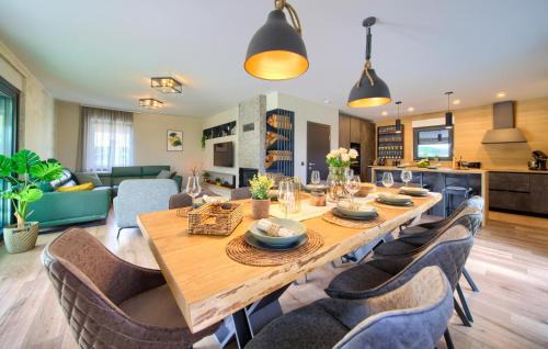 Fuzine Casa | Nice Home In Fuzine With Sauna