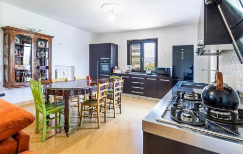 Giffoni sei Casali Casa | Nice Home In Giffoni Sei Casali