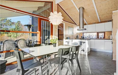 Grena Strand Casa | Nice Home In Grenaa With Sauna