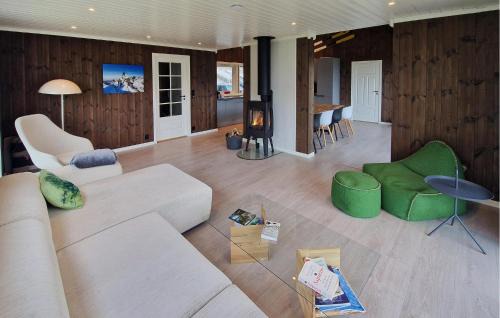 Luster Casa | Nice Home In Hafslo With Wifi