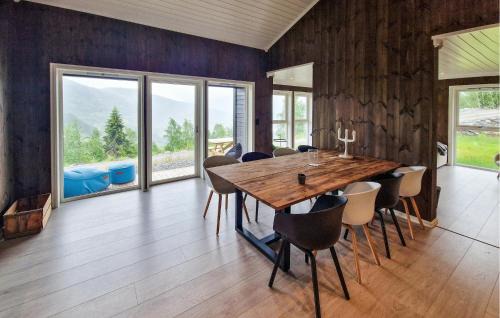Luster Casa | Nice Home In Hafslo With Wifi