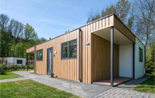 Heinkenszand Casa | Nice Home In Heinkenszand With Sauna
