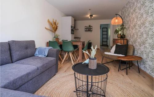 Heinkenszand Casa | Nice Home In Heinkenszand With Sauna