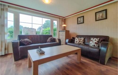 Heinkenszand Casa | Nice Home In Heinkenszand With Wifi