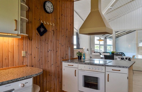 Bjerregard Strand Casa | Preciosa casa en Hvide Sande con cocina