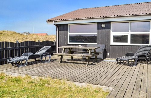 Bjerregard Strand Casa | Preciosa casa en Hvide Sande con cocina