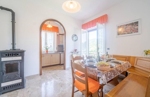 San Pietro Vara Casa | Bonita casa en San Pietro Vara -SP-
