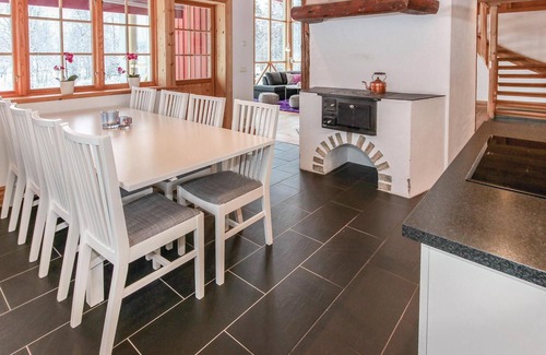 Jarvso Casa | Bonita casa en Järvsö con cocina