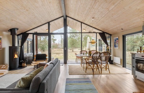 Bratten Strand Casa | Impresionante casa en Jerup con cocina